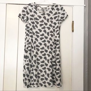 H&M Women’s Feather Dress. Size 4